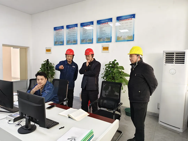 华体会(中国)新春慰问送关怀，节前安全督导保平安